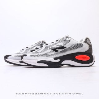 New Balance Sneaker M1000