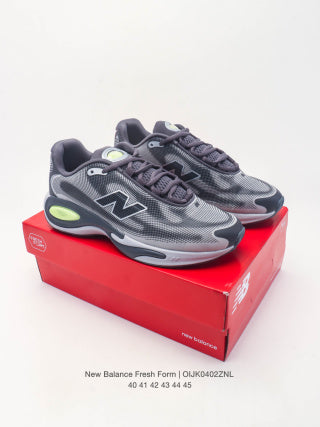 New Balance Sneaker M1000