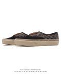 Vans Authentic Pop Mart Space Molly Black Brown