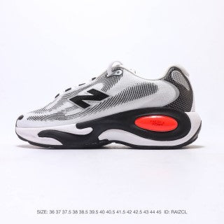 New Balance Sneaker M1000