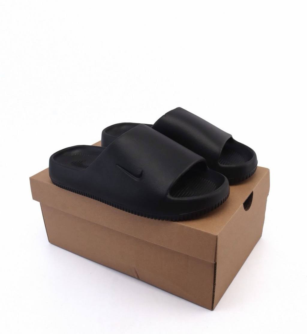Nike Calm Slide