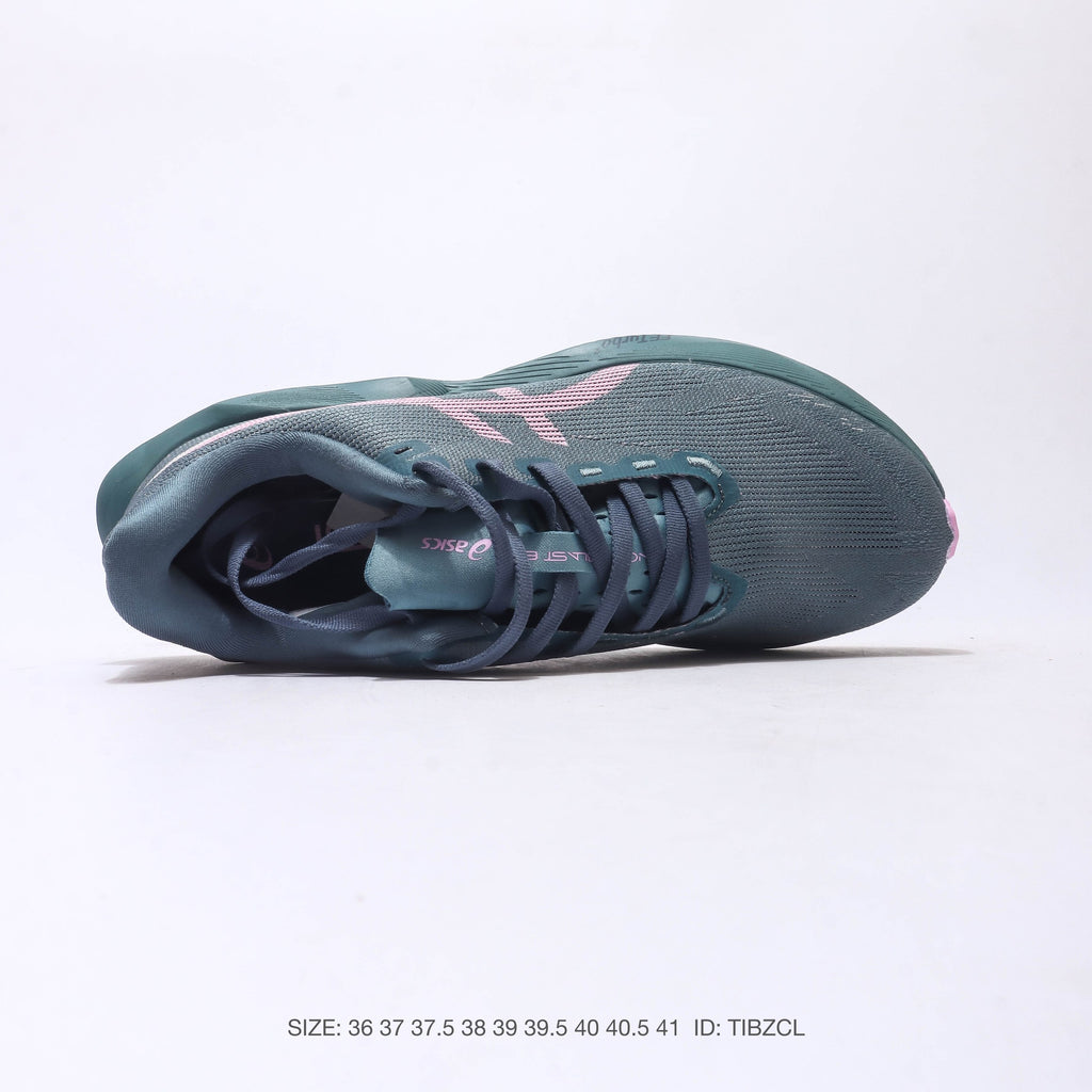 ASICS Novablast 5