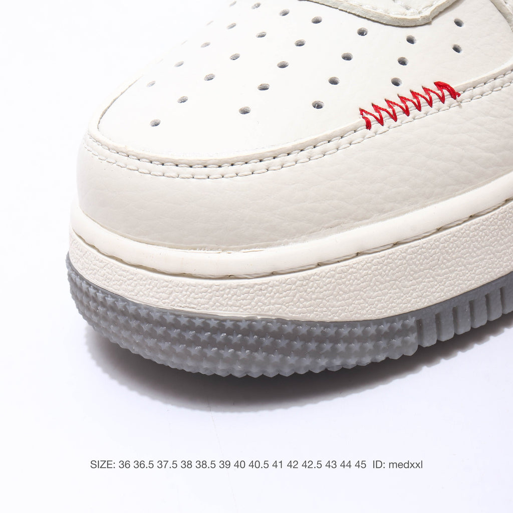 Nike Air Force 1 '07