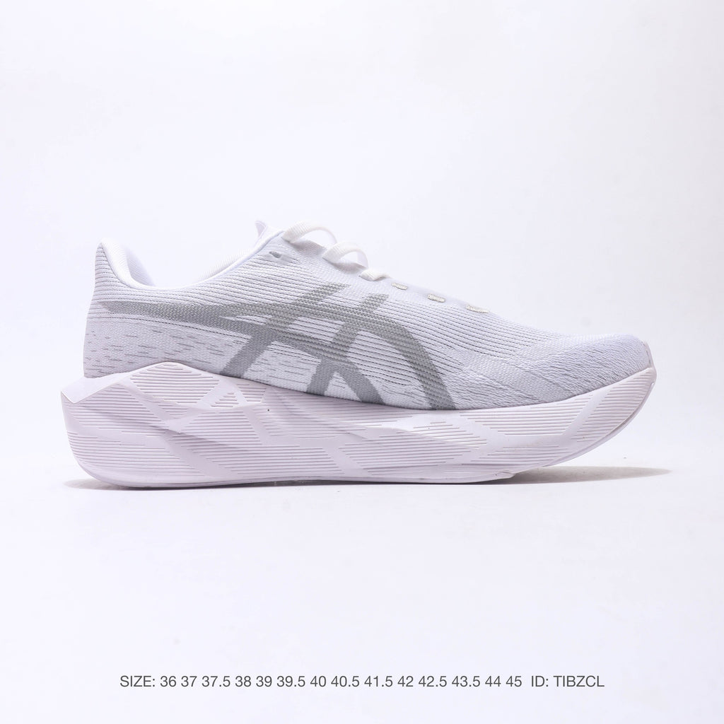 ASICS Novablast 5