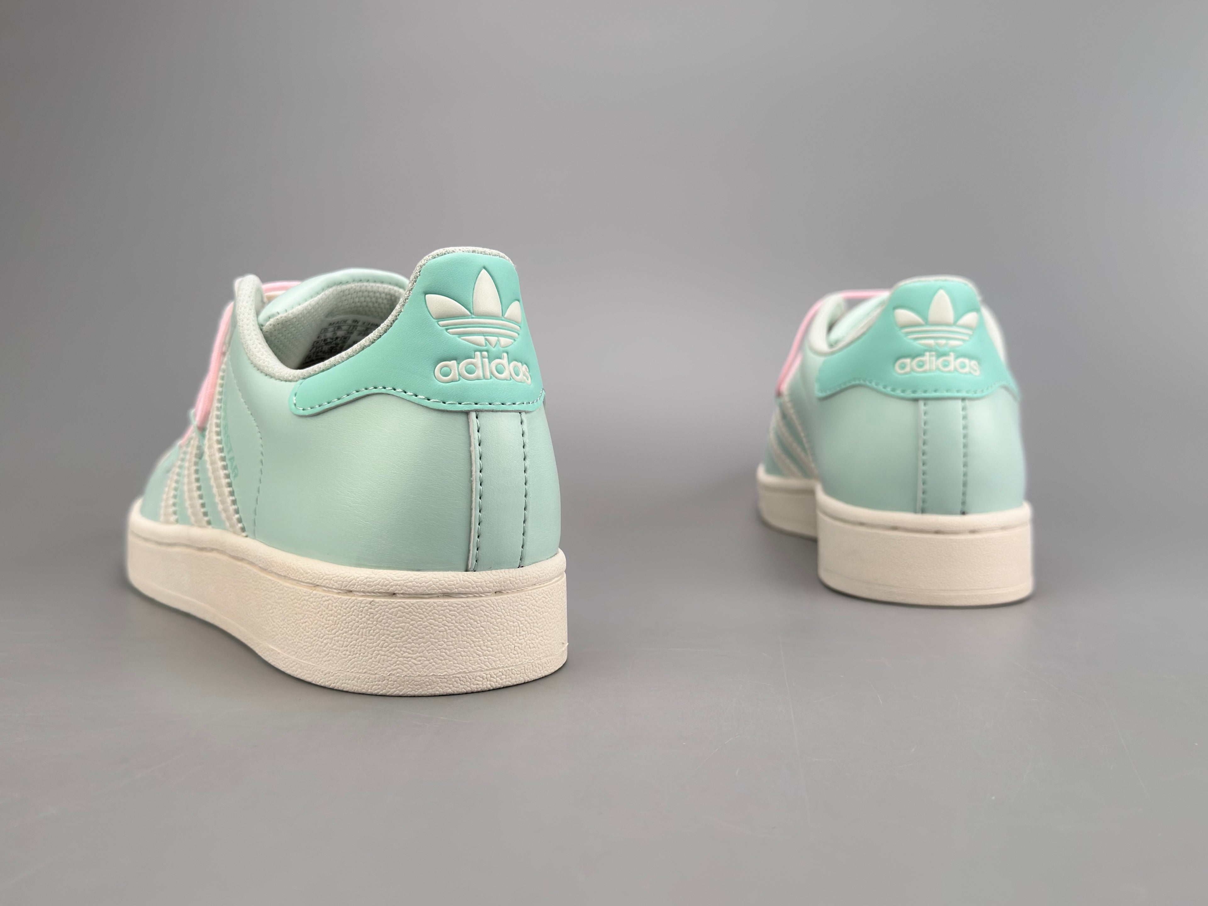 Adidas Superstar Lite