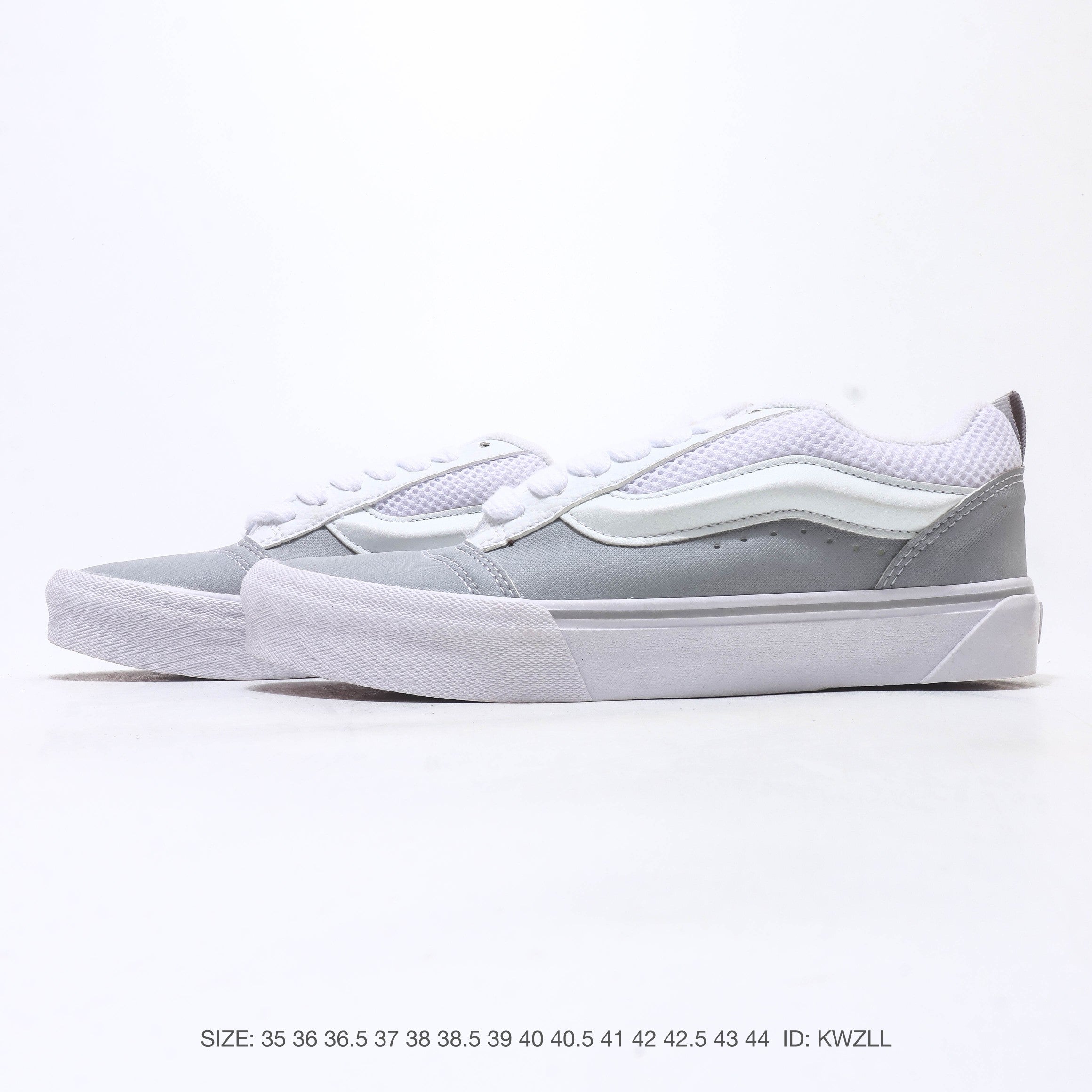 Vans Knu Skool VR3 Sneakers