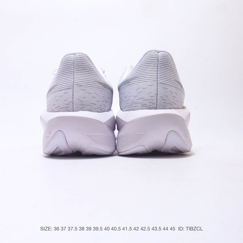 ASICS Novablast 5