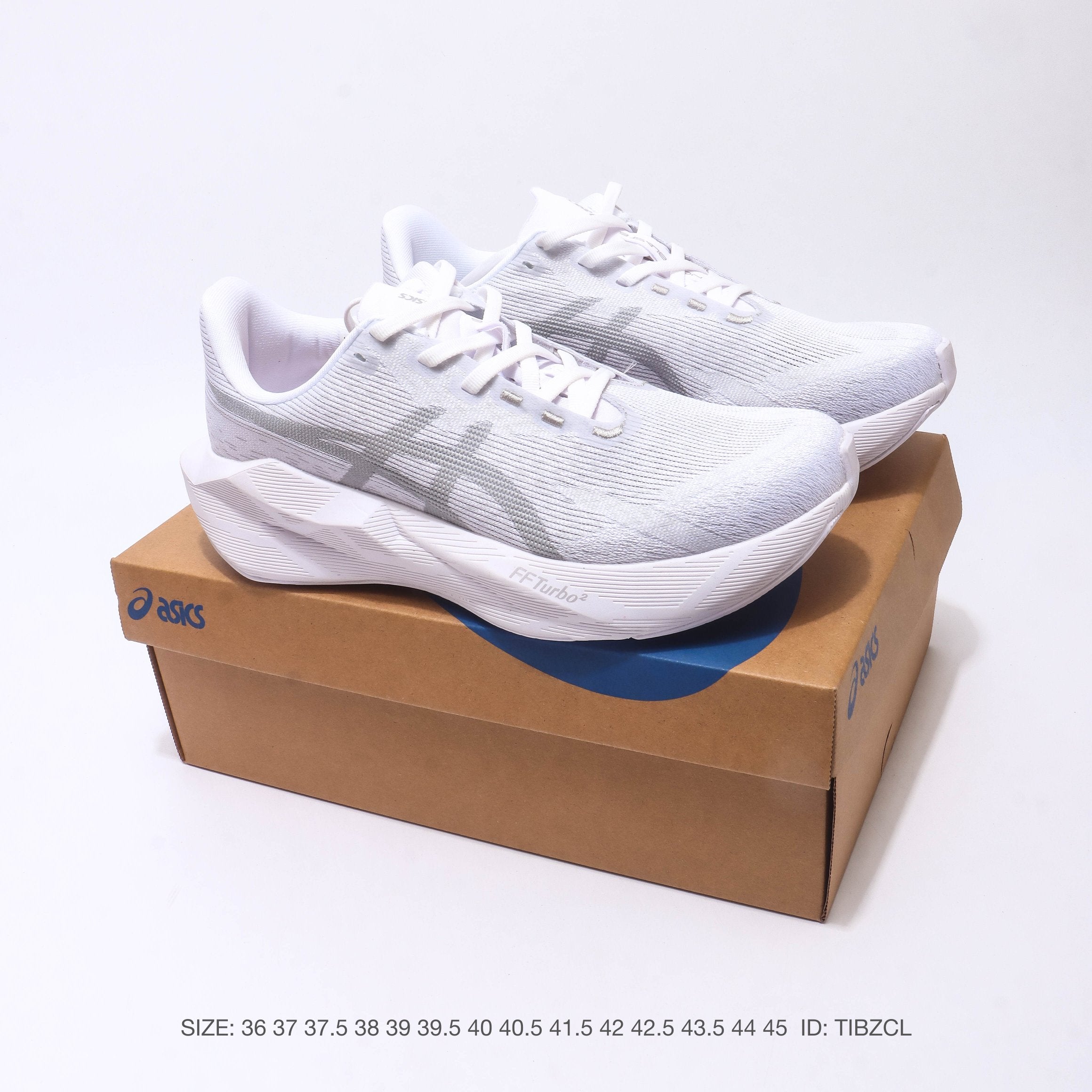 ASICS Novablast 5