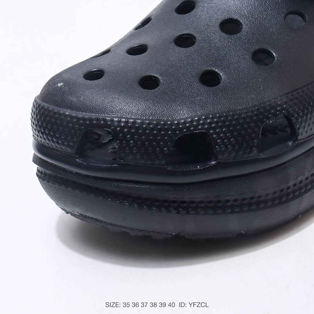 Crocs Classic Hiker Clog
