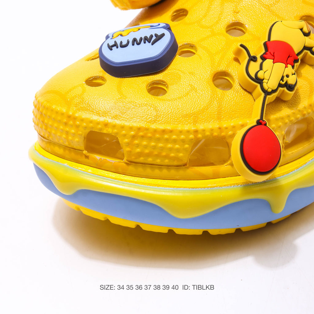 Crocs Classic Clog Winnie the Pooh Edition
