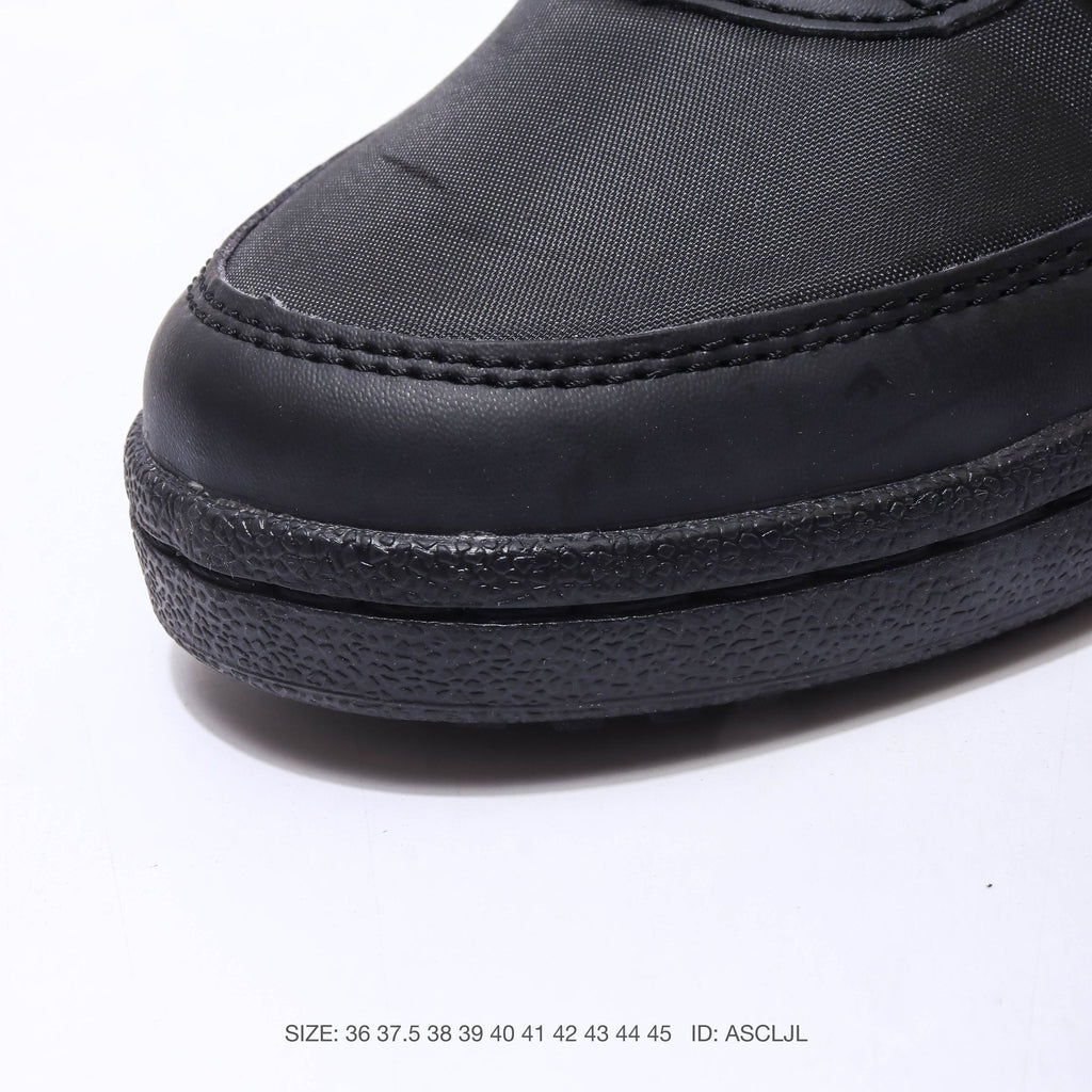Nike Field General 82