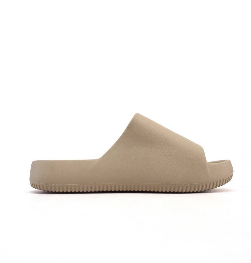 Nike Calm Slide