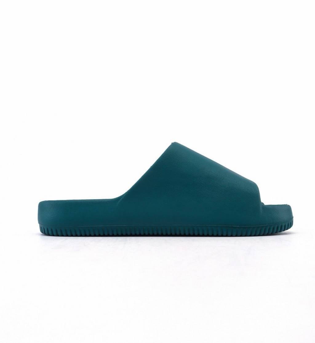 Nike Calm Slide