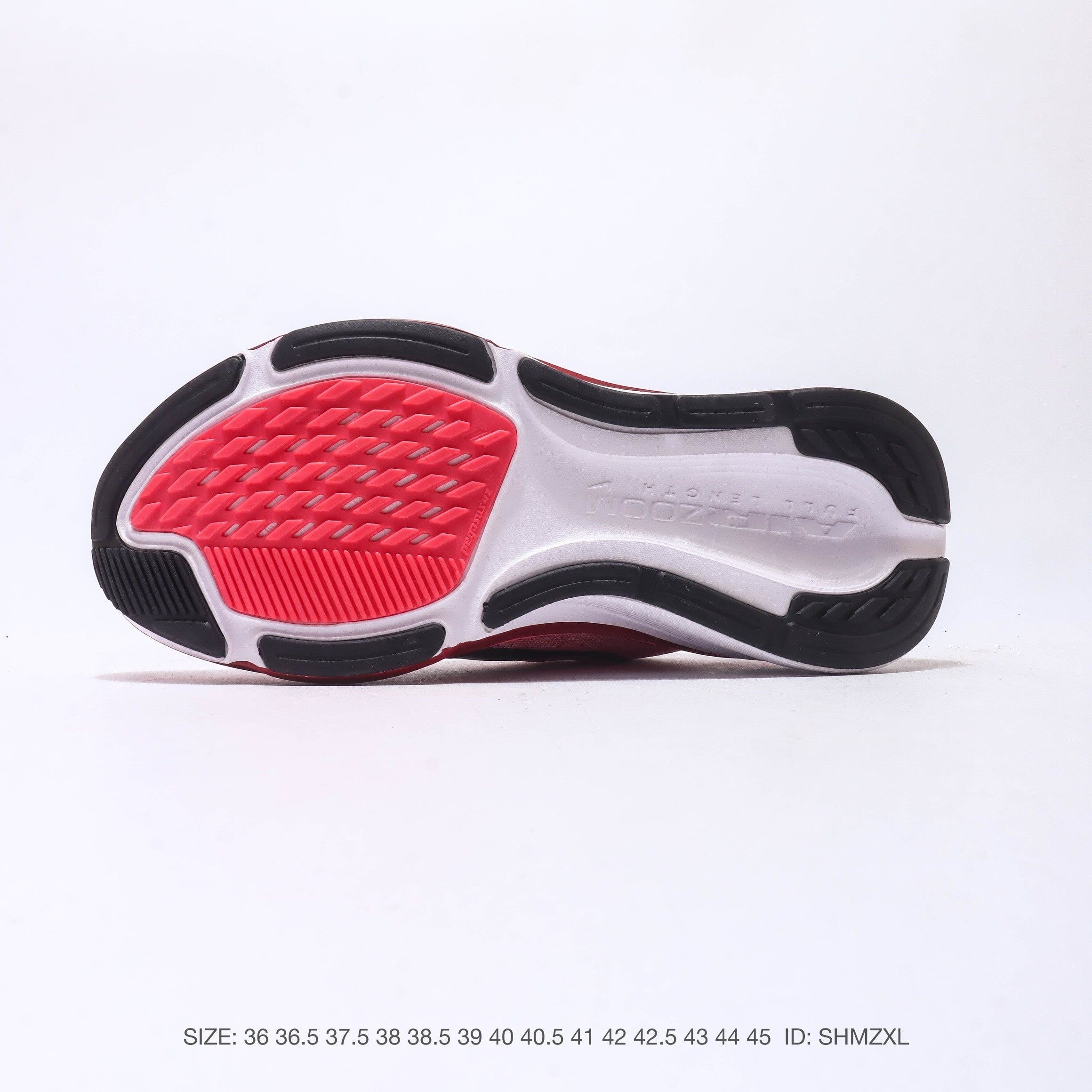 NIKE ZoomStructure 26