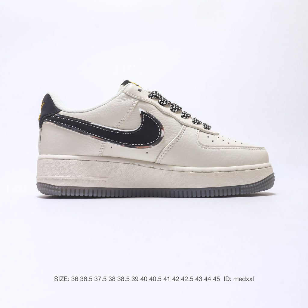Nike Air Force 1 '07