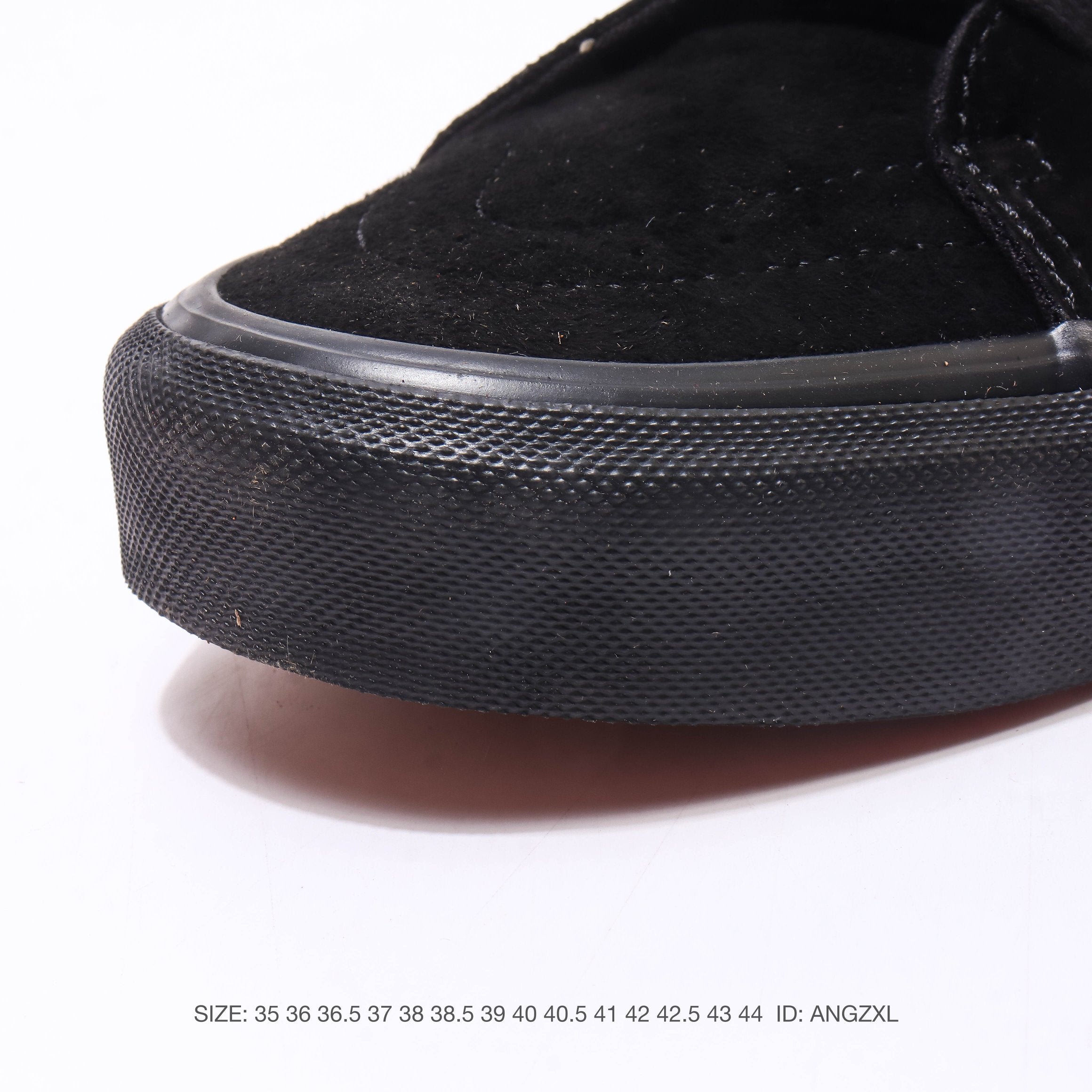 WTAPS x Vault by Vans OG Old Skool LX