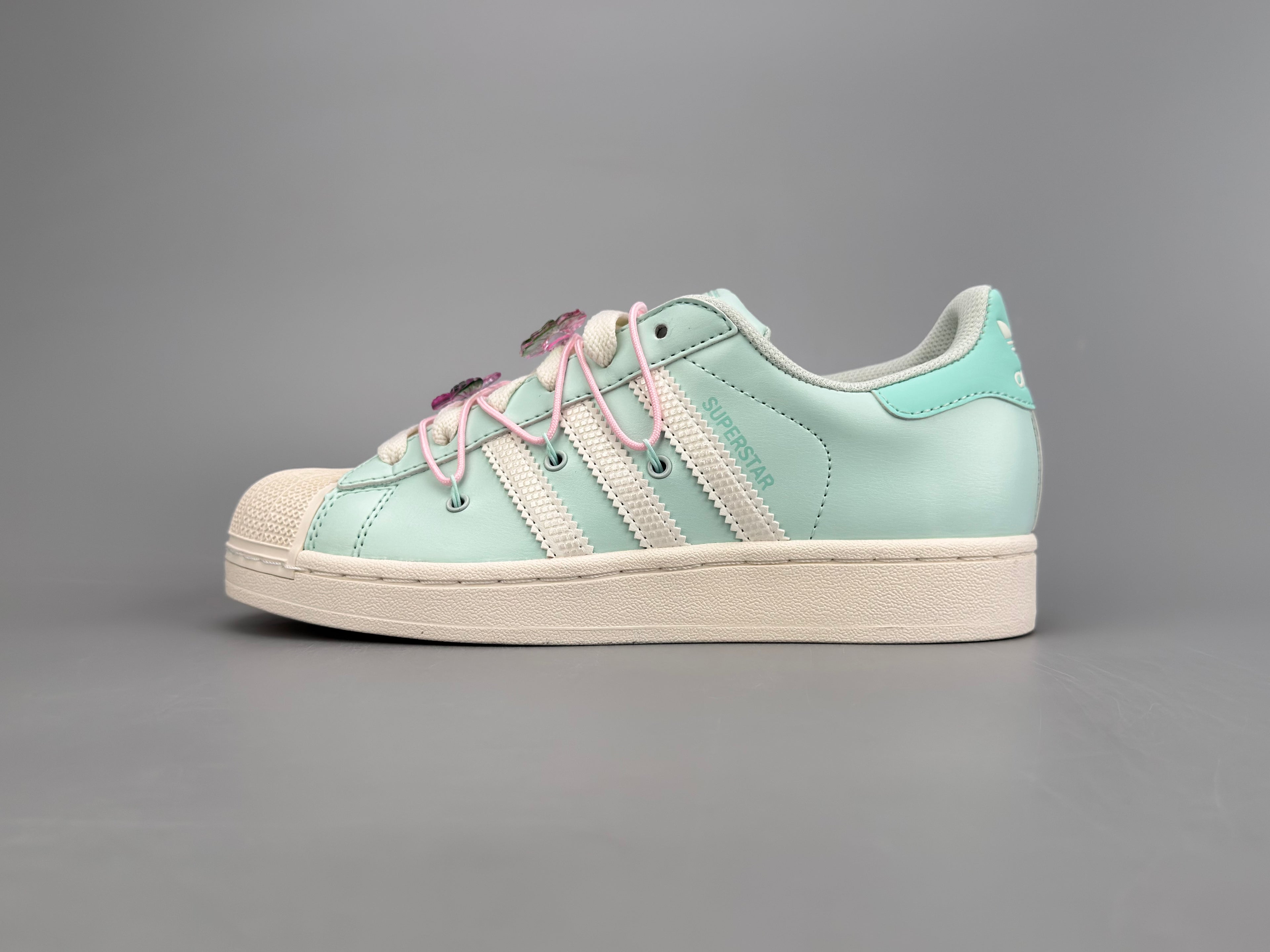 Adidas Superstar Lite