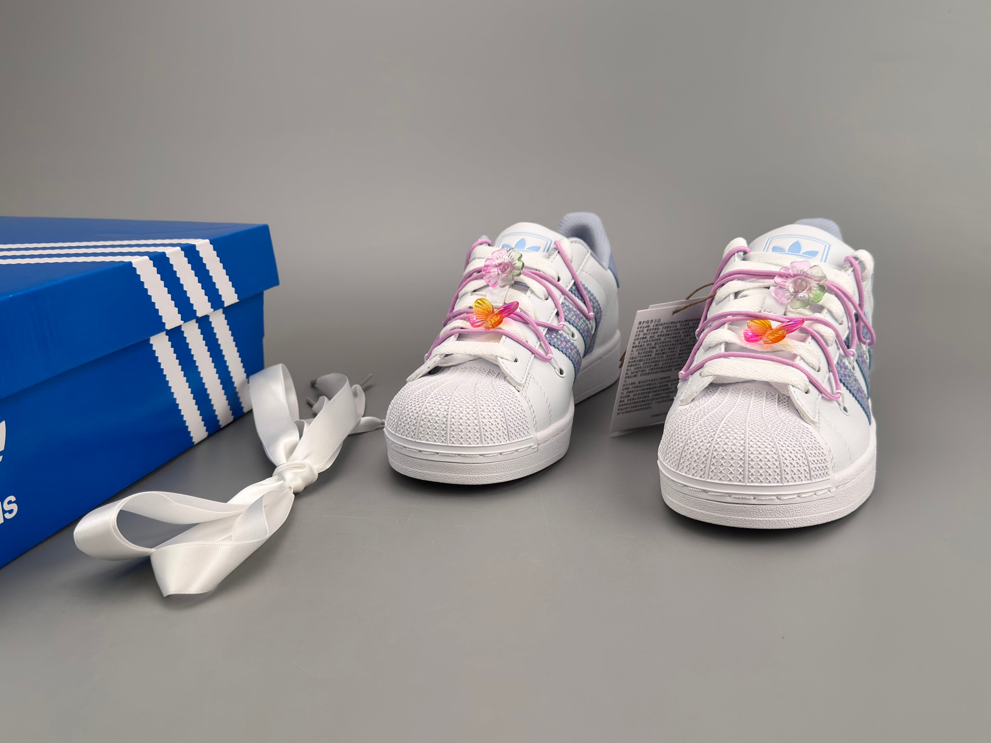 Adidas Superstar Lite