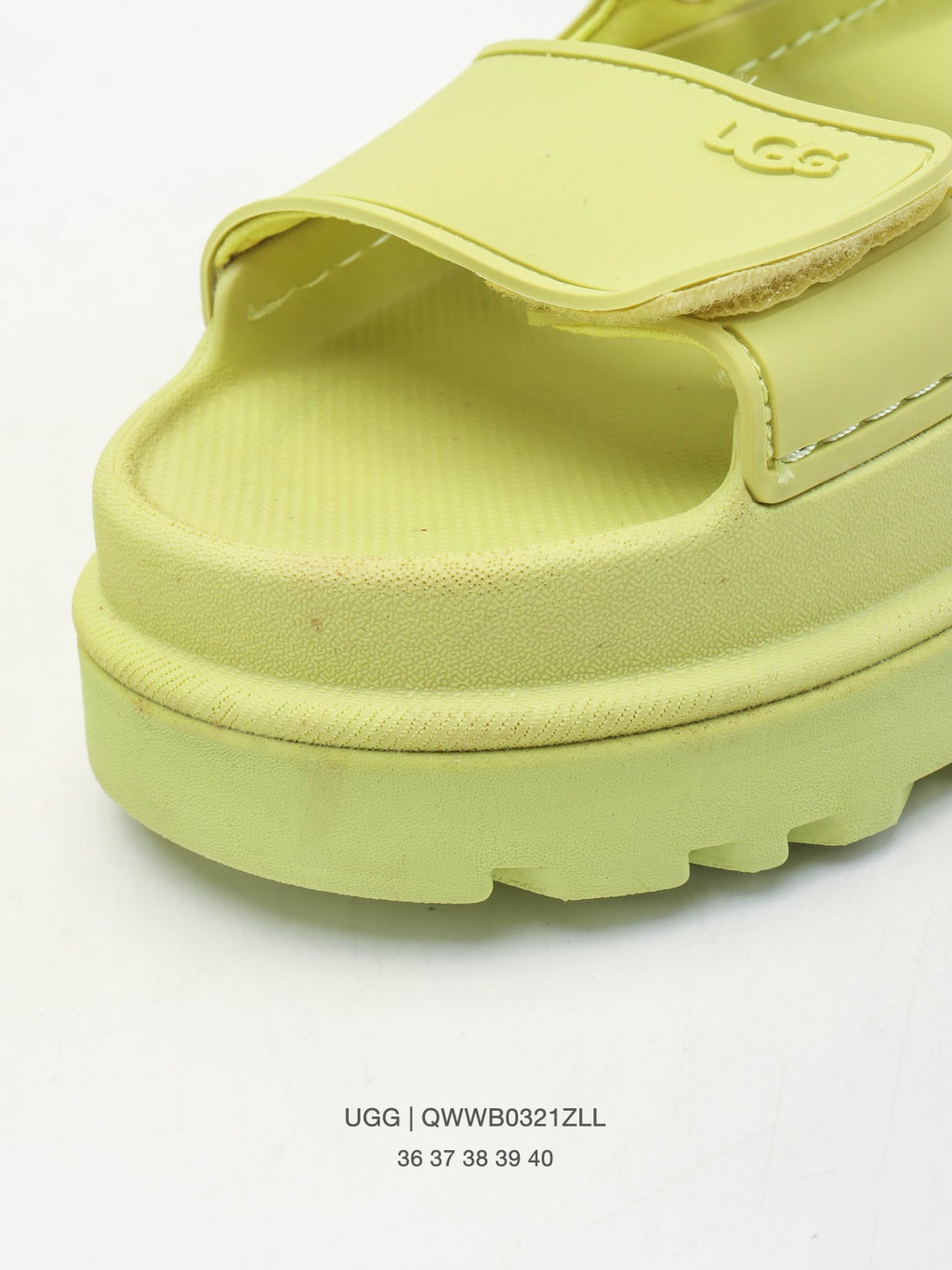 UGG GoldenGlow Sandals
