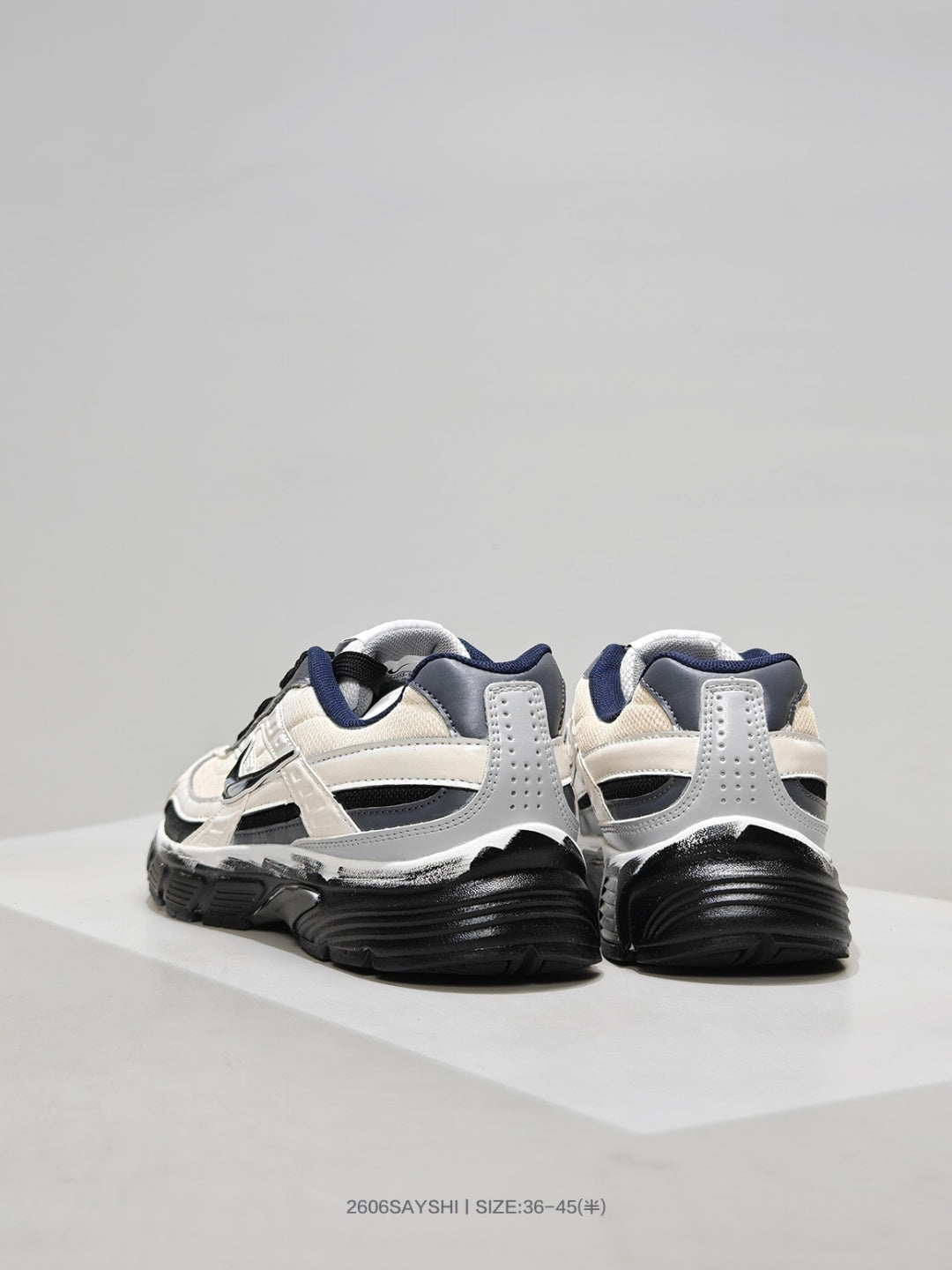 Nike Initiator Running