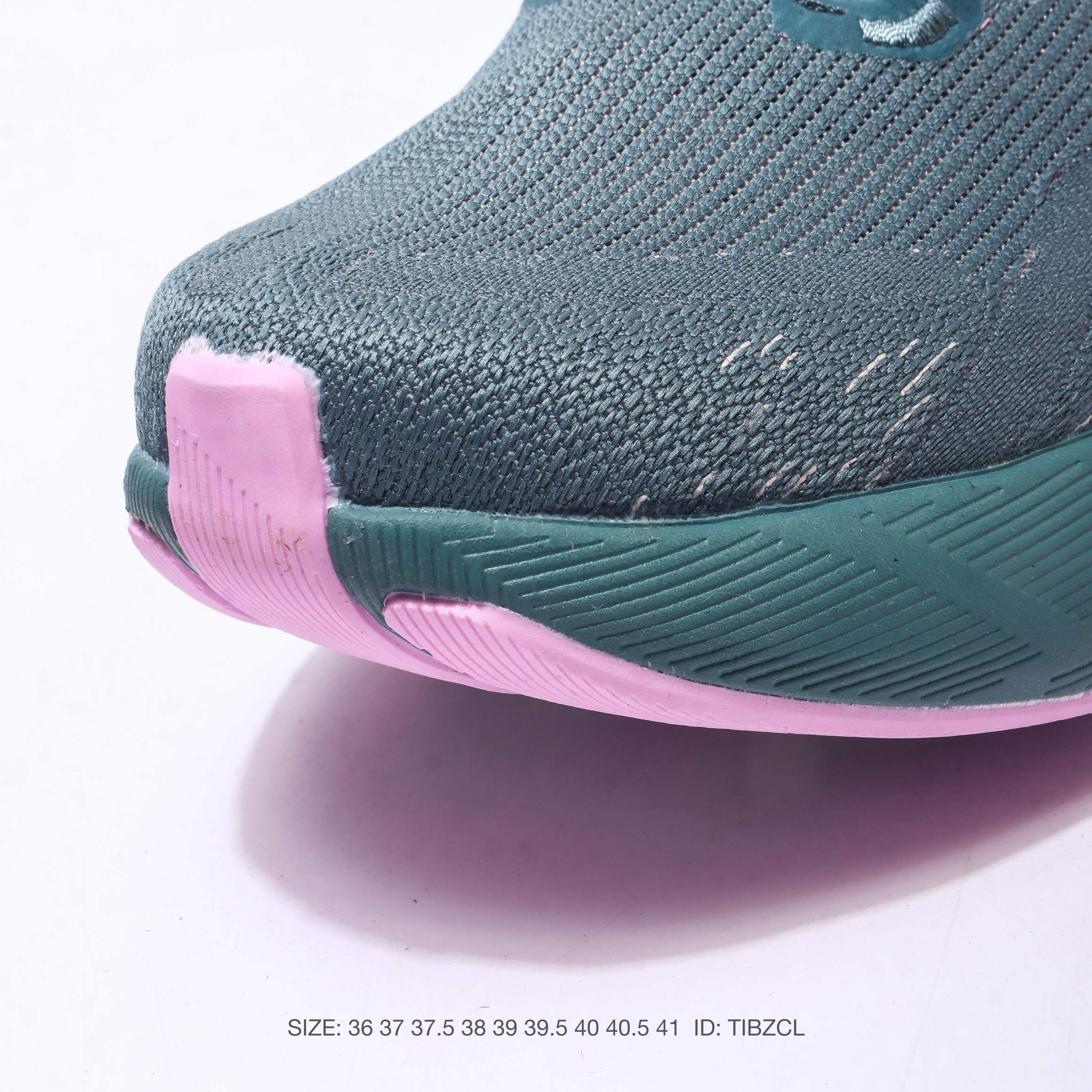 ASICS Novablast 5