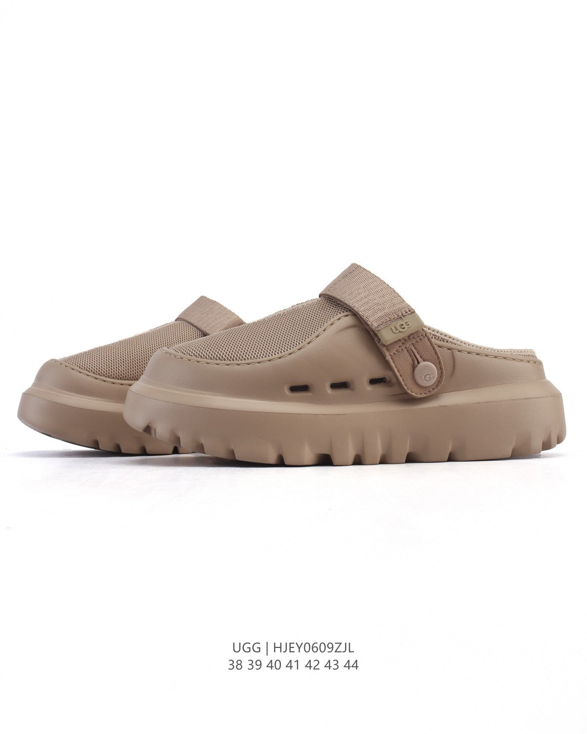 UGG Awyn Slip-On