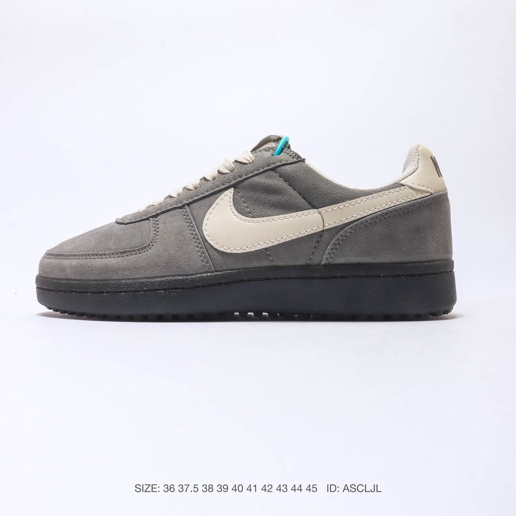 Nike Field General 82