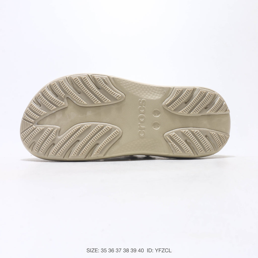 Crocs Classic Hiker Clog