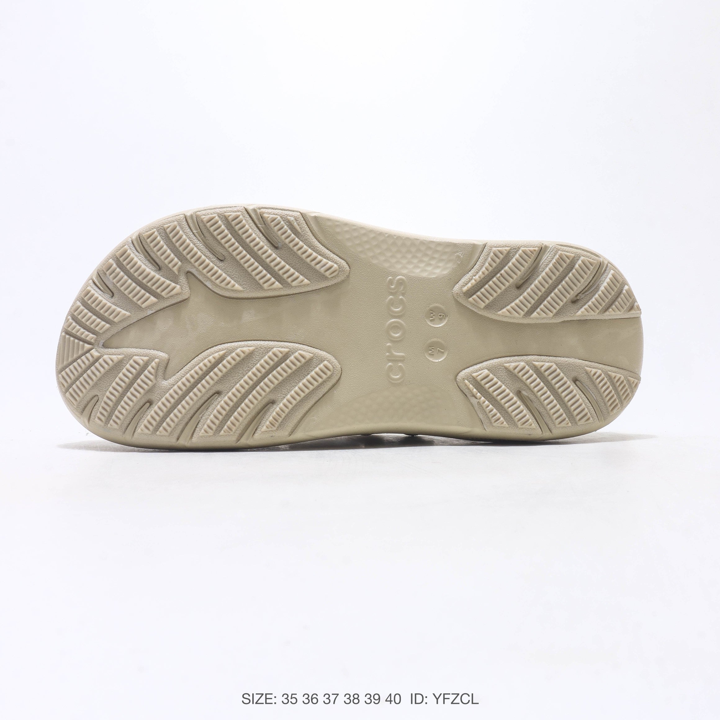 Crocs Classic Hiker Clog