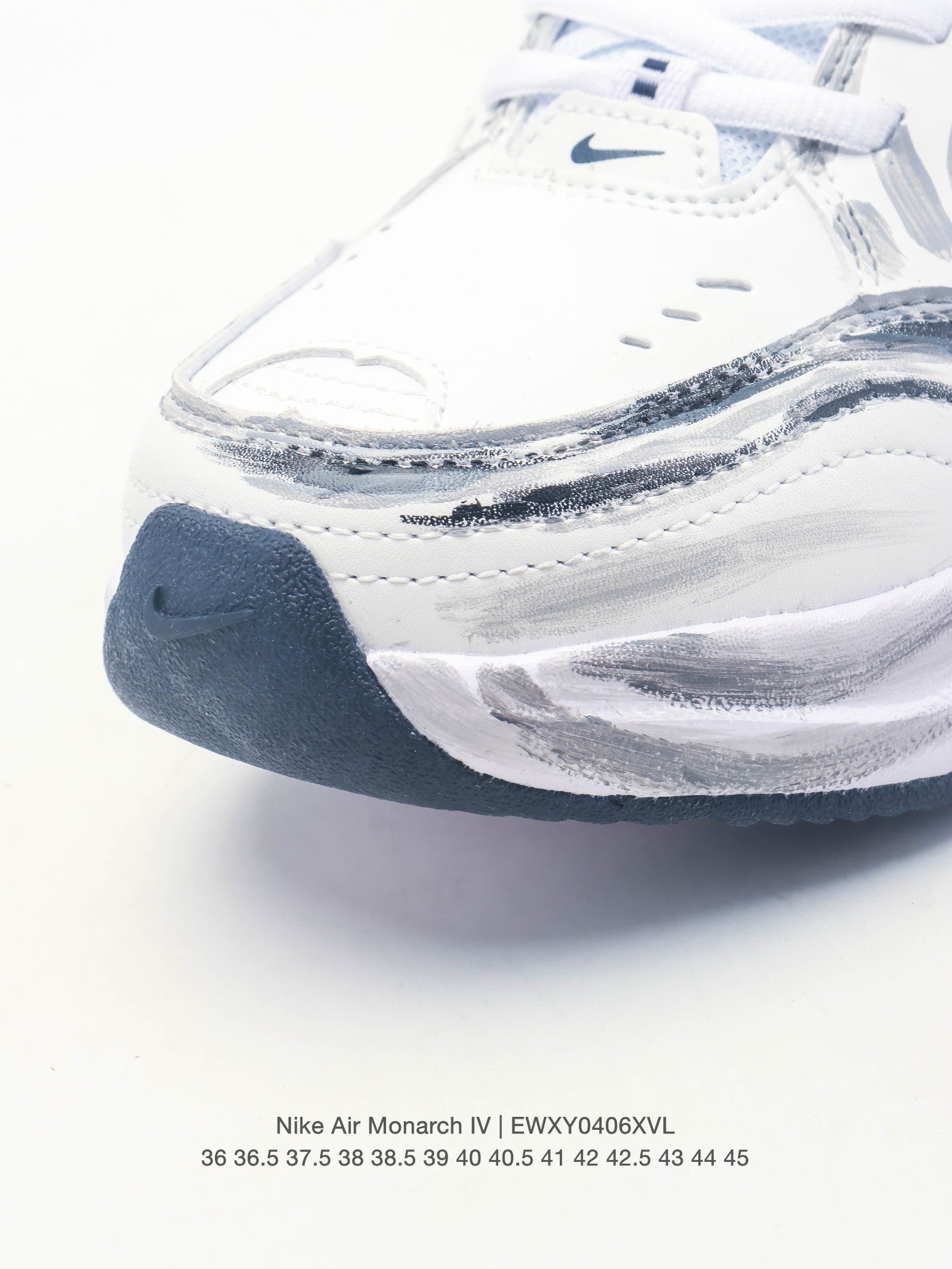Nike Air Monarch IV