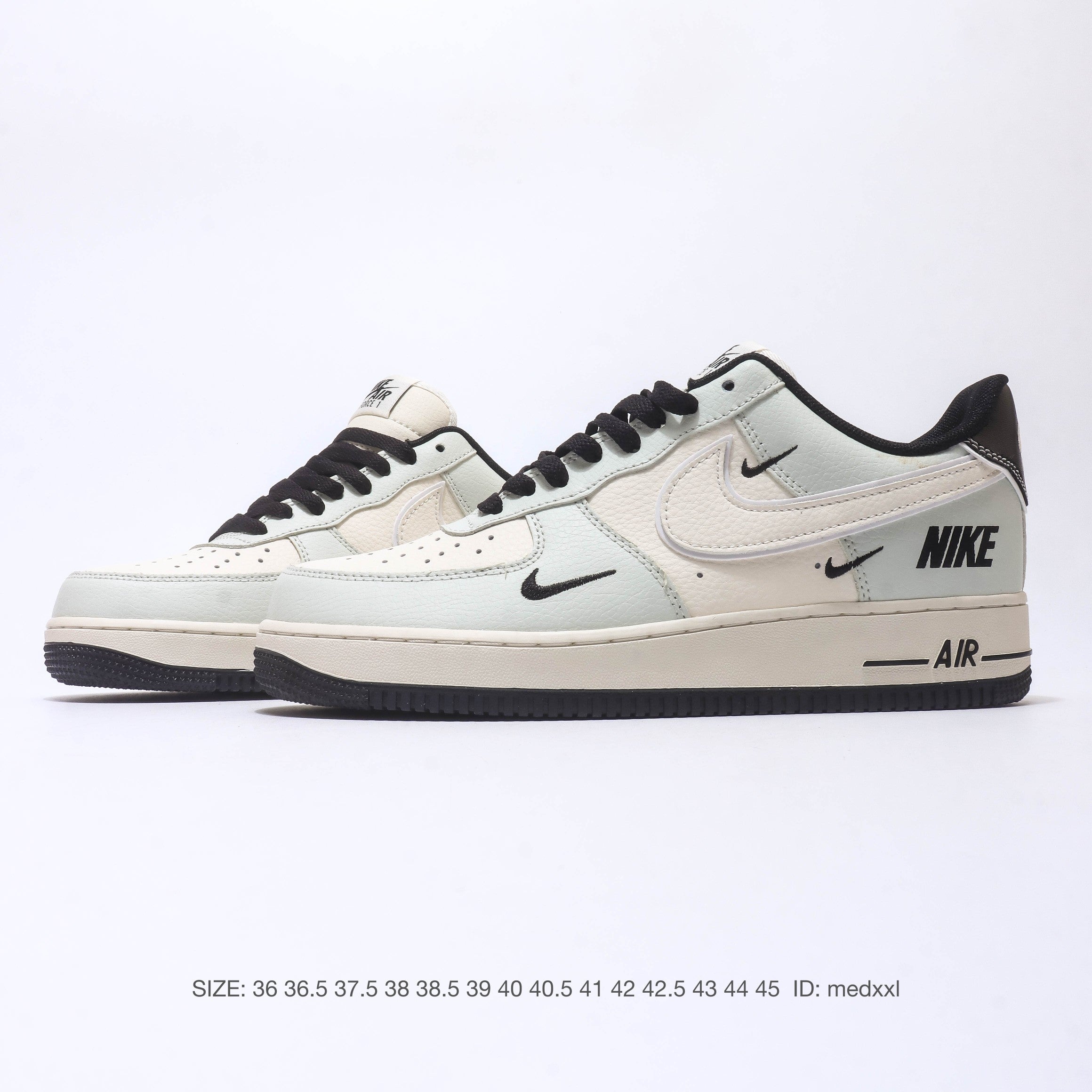Nike Air Force 1 '07