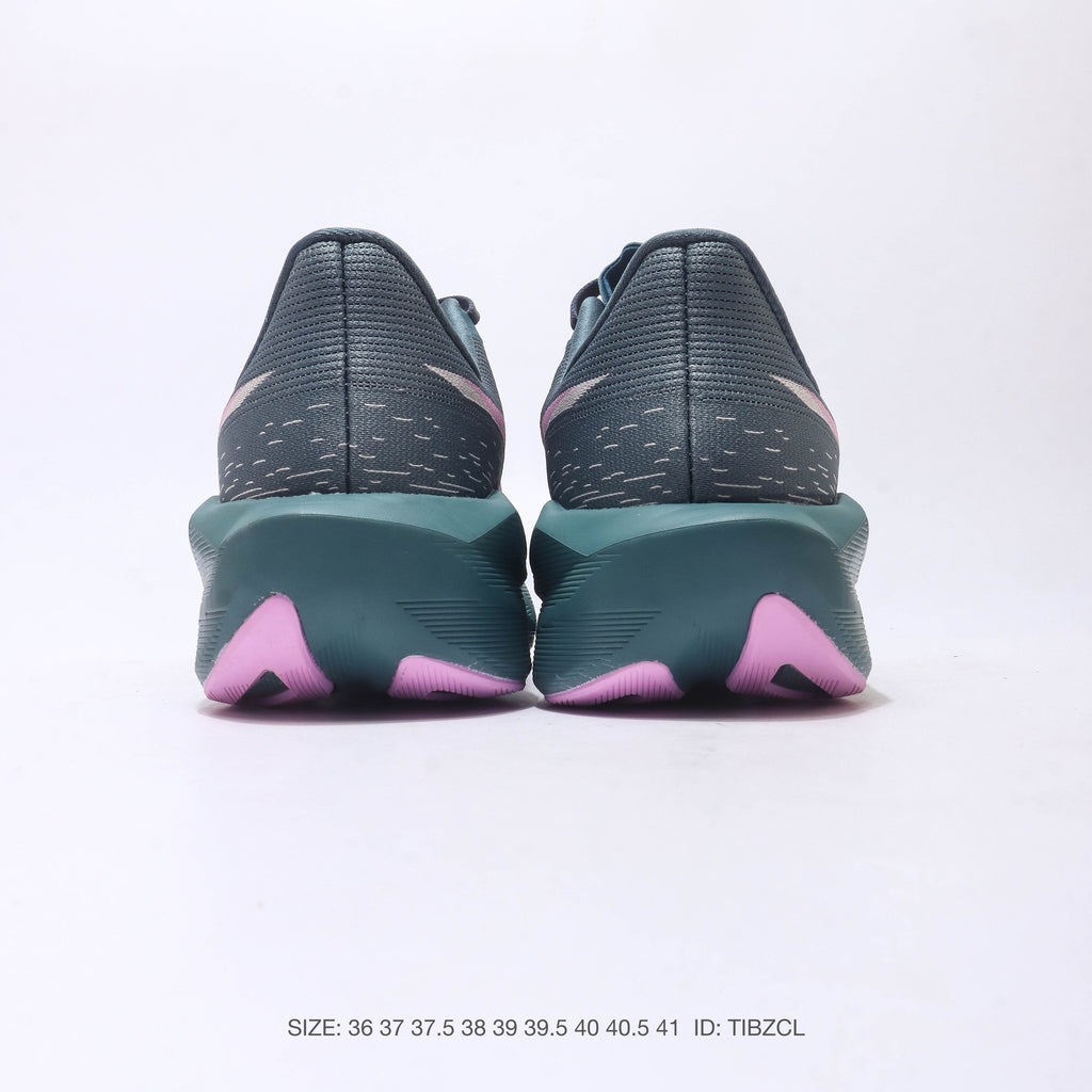 ASICS Novablast 5