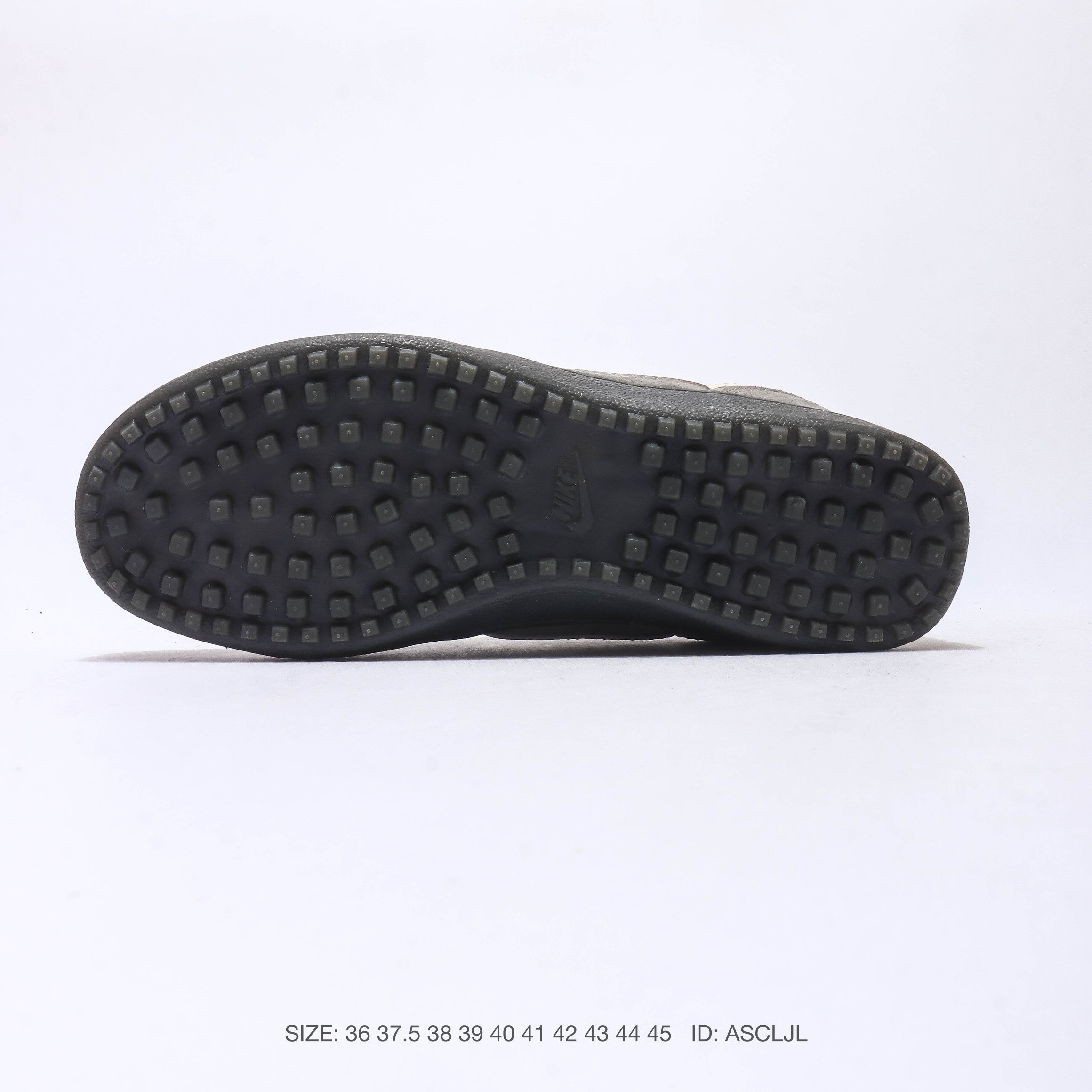 Nike Field General 82