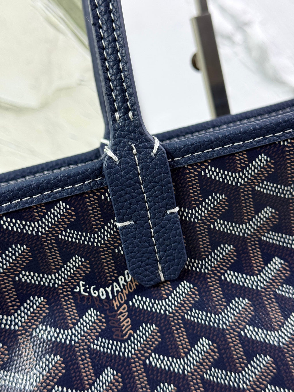 Goya Hardy Small Commuter Bag