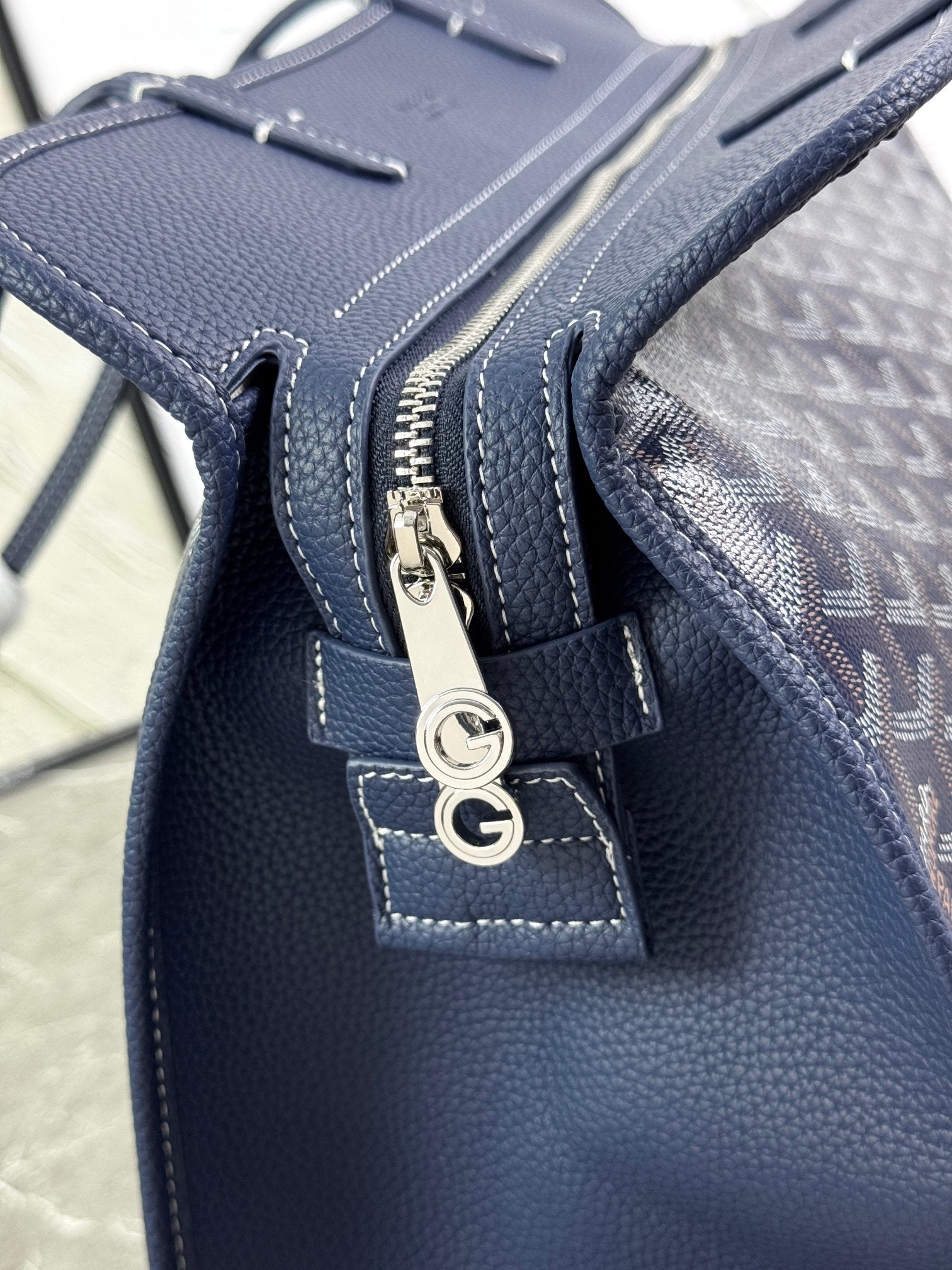 Goya Hardy Small Commuter Bag