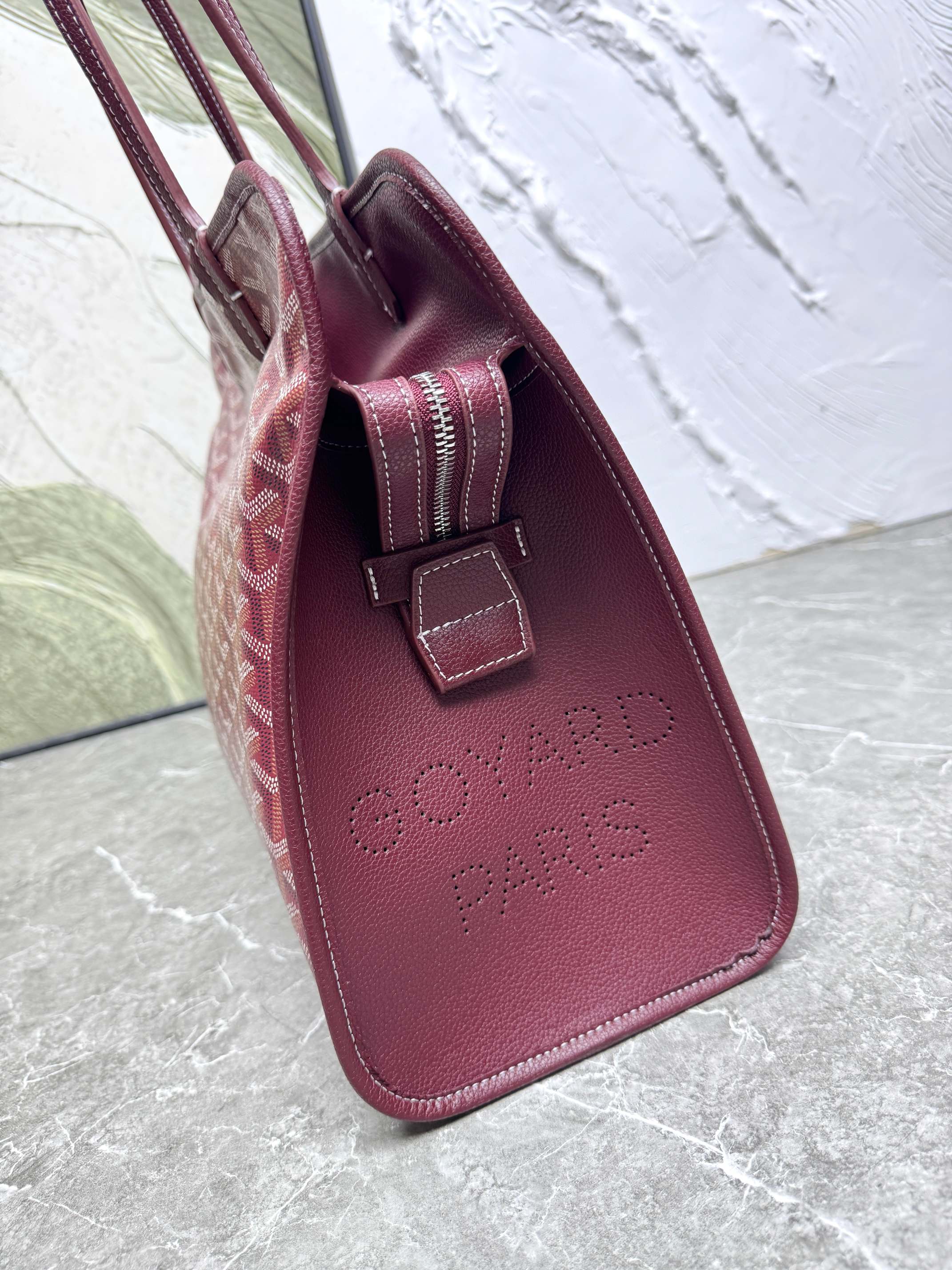 Goya Hardy Small Commuter Bag