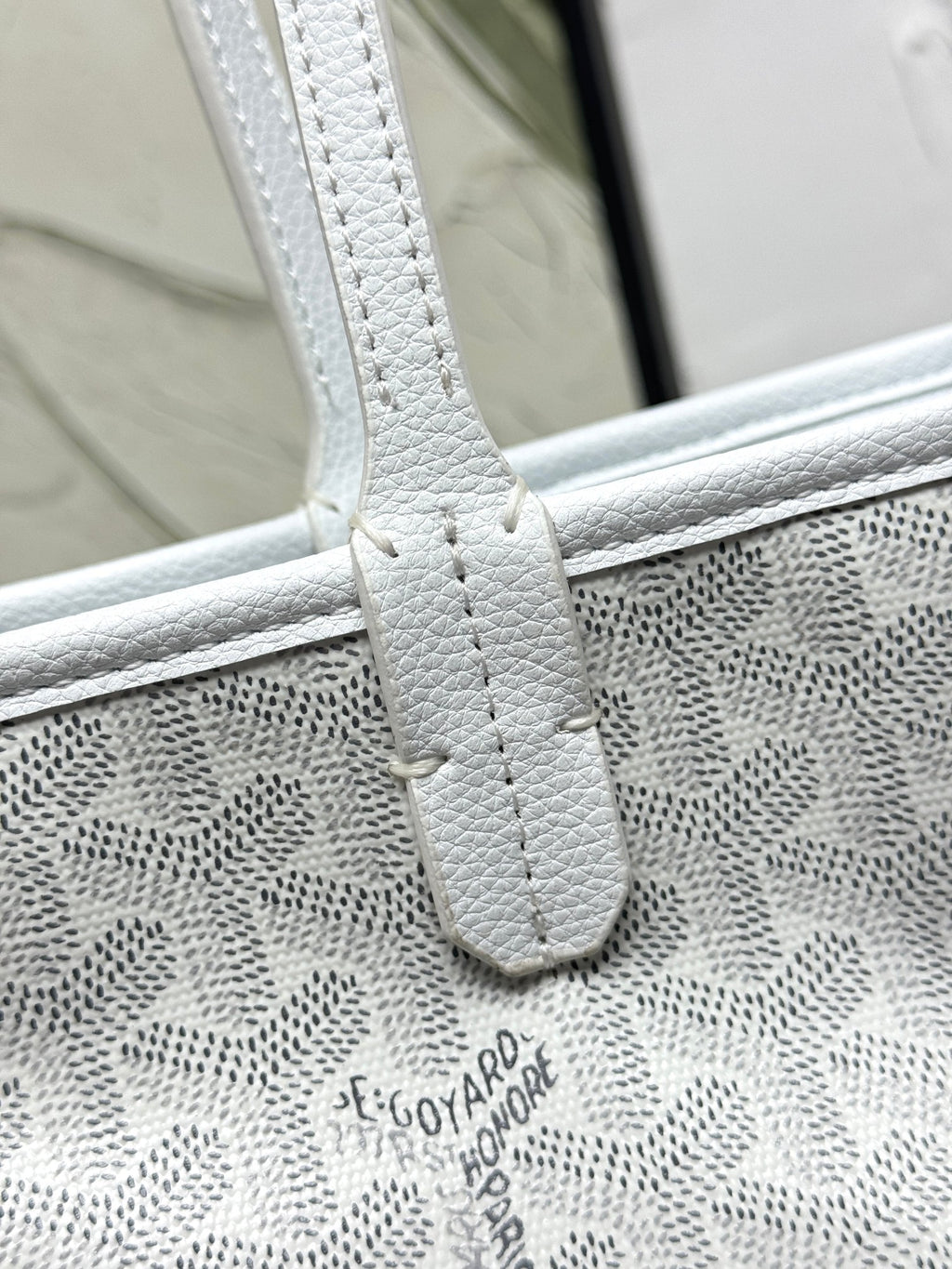 Goya Hardy Small Commuter Bag