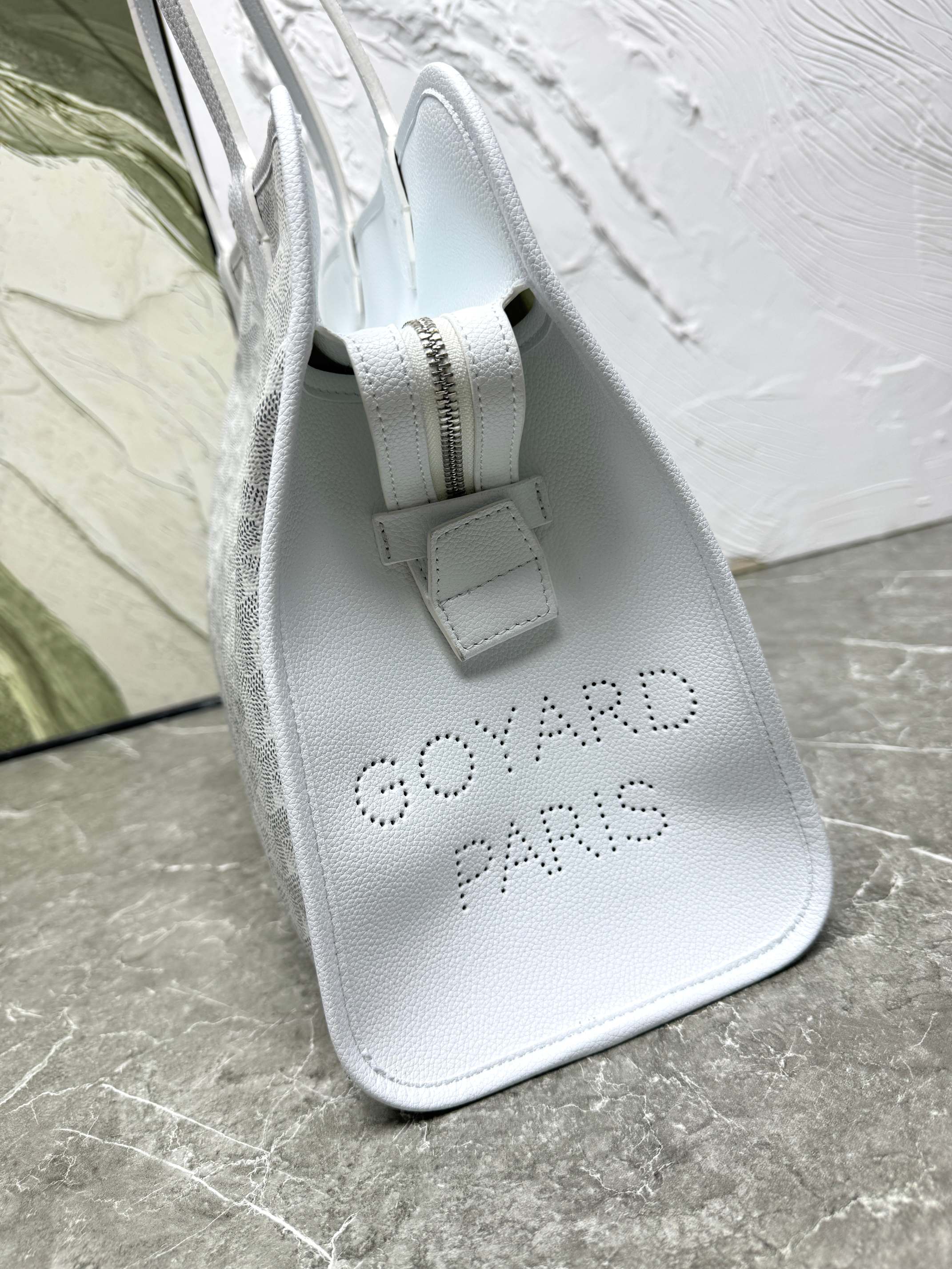 Goya Hardy Small Commuter Bag