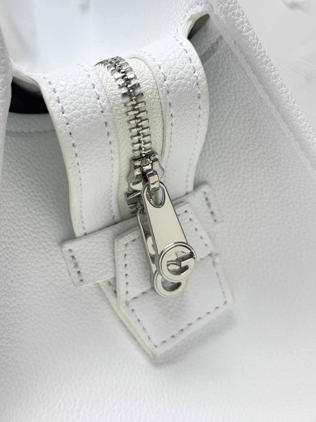 Goya Hardy Small Commuter Bag