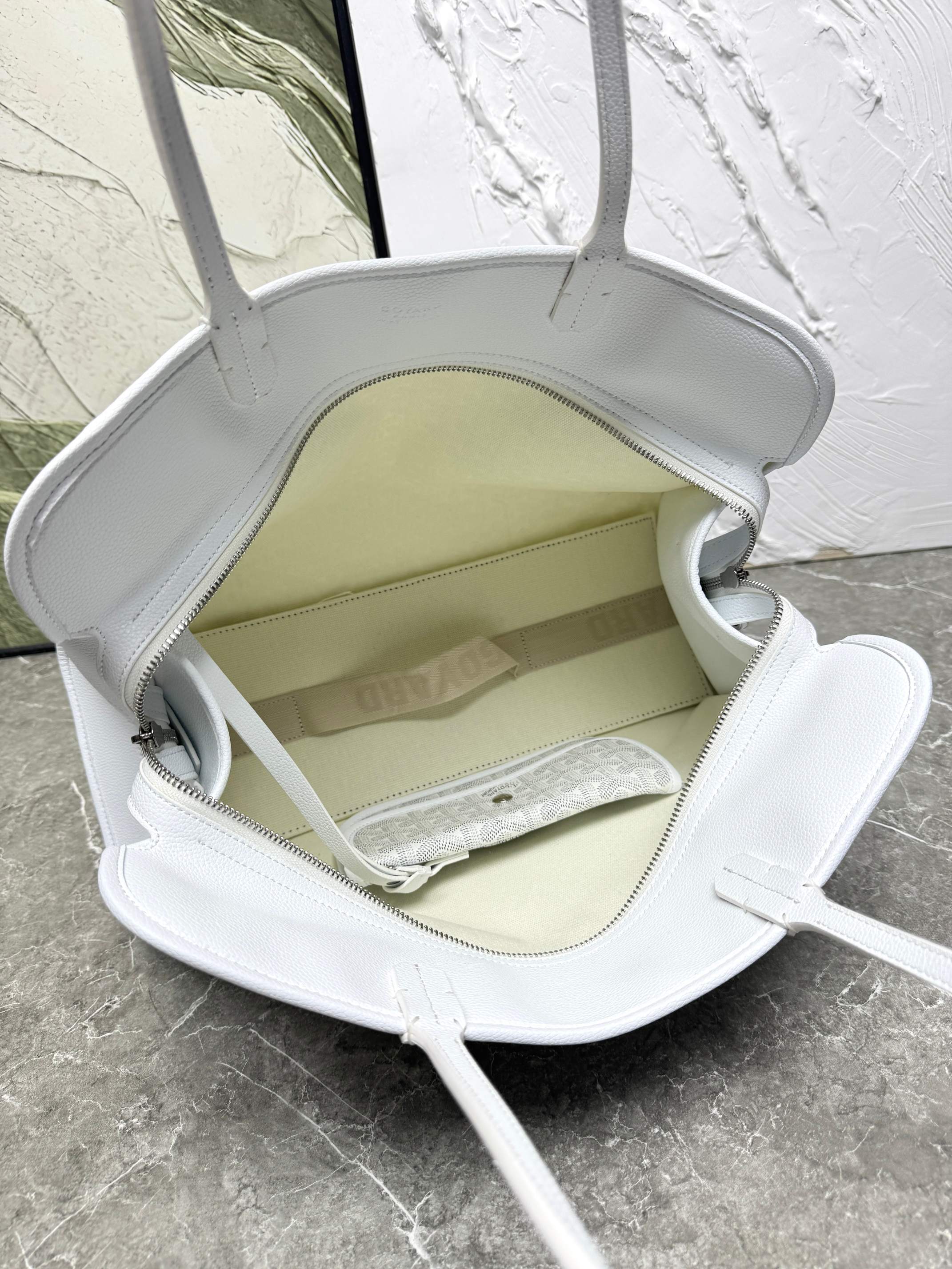 Goya Hardy Small Commuter Bag