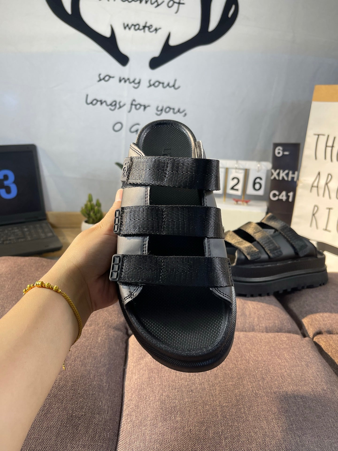UGG Goldenglow Slides