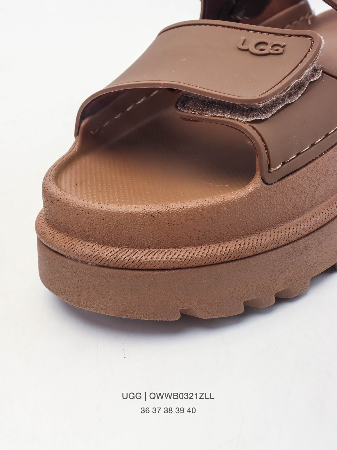 UGG GoldenGlow Sandals