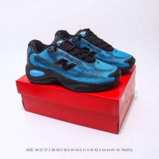 New Balance Sneaker M1000