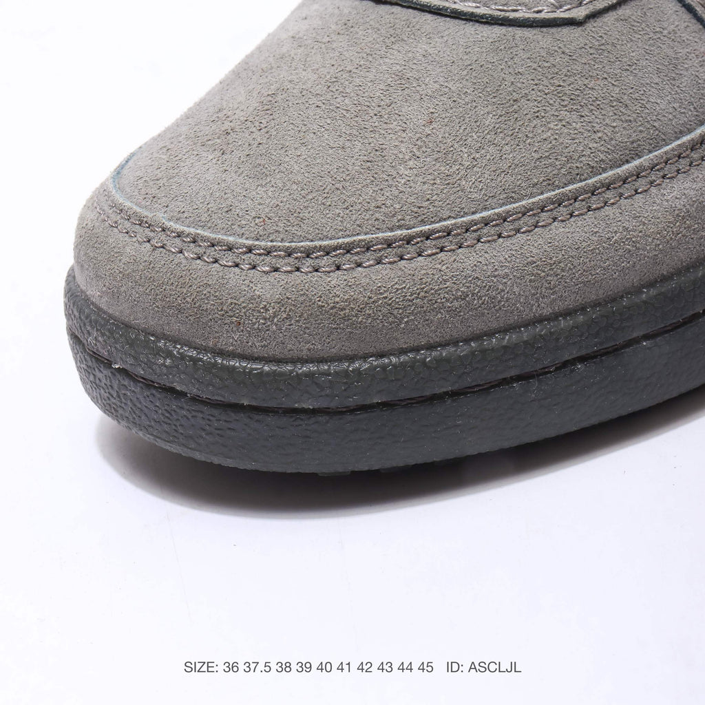 Nike Field General 82