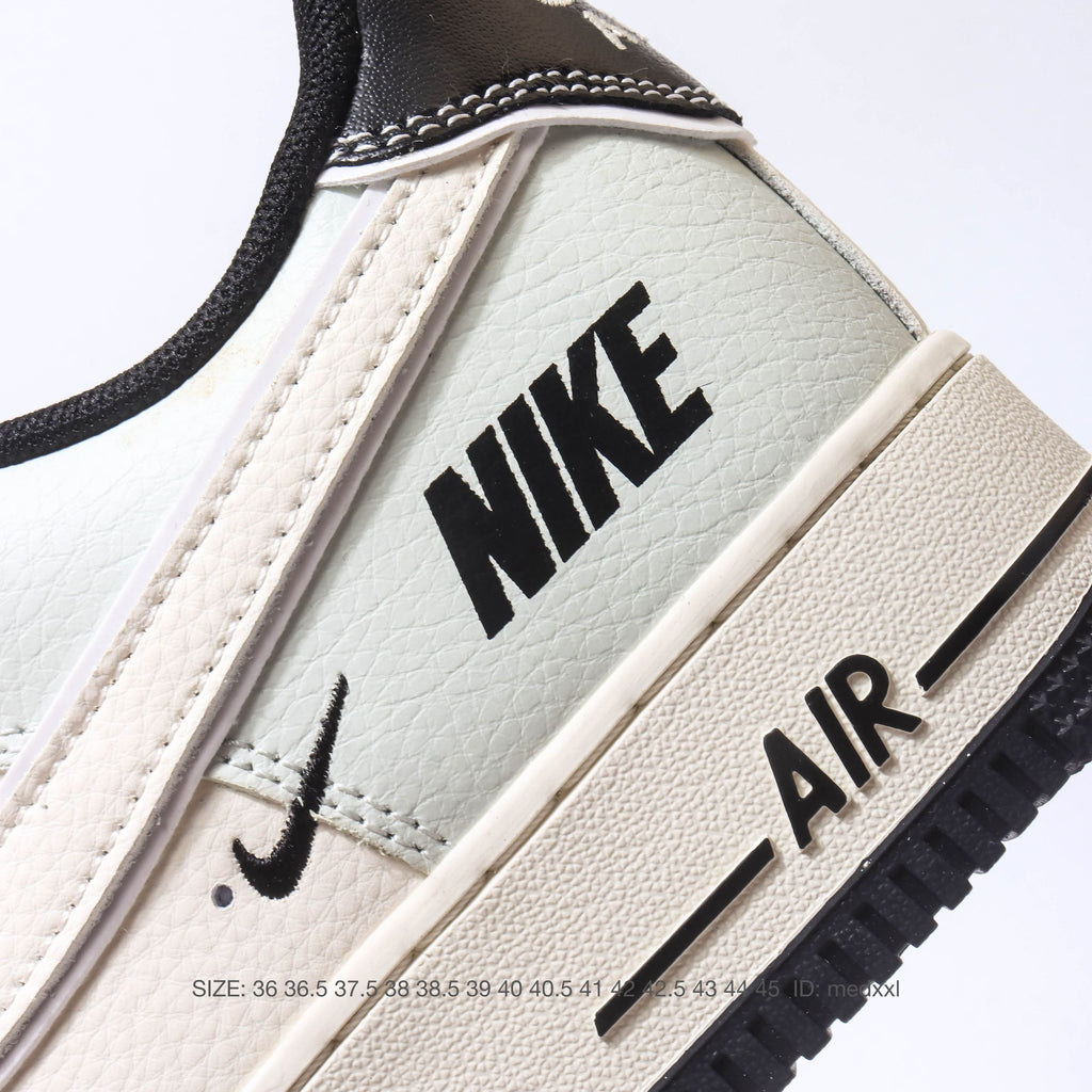 Nike Air Force 1 '07