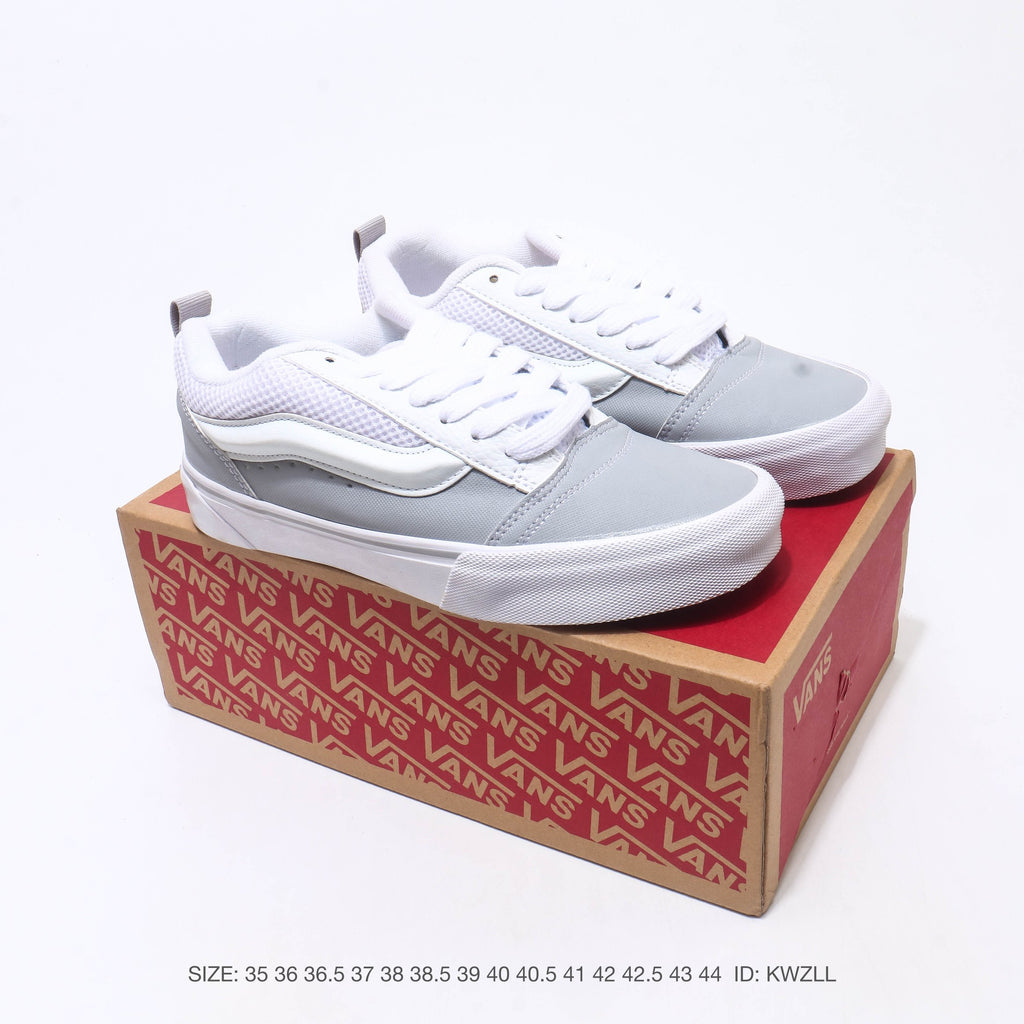 Vans Knu Skool VR3 Sneakers