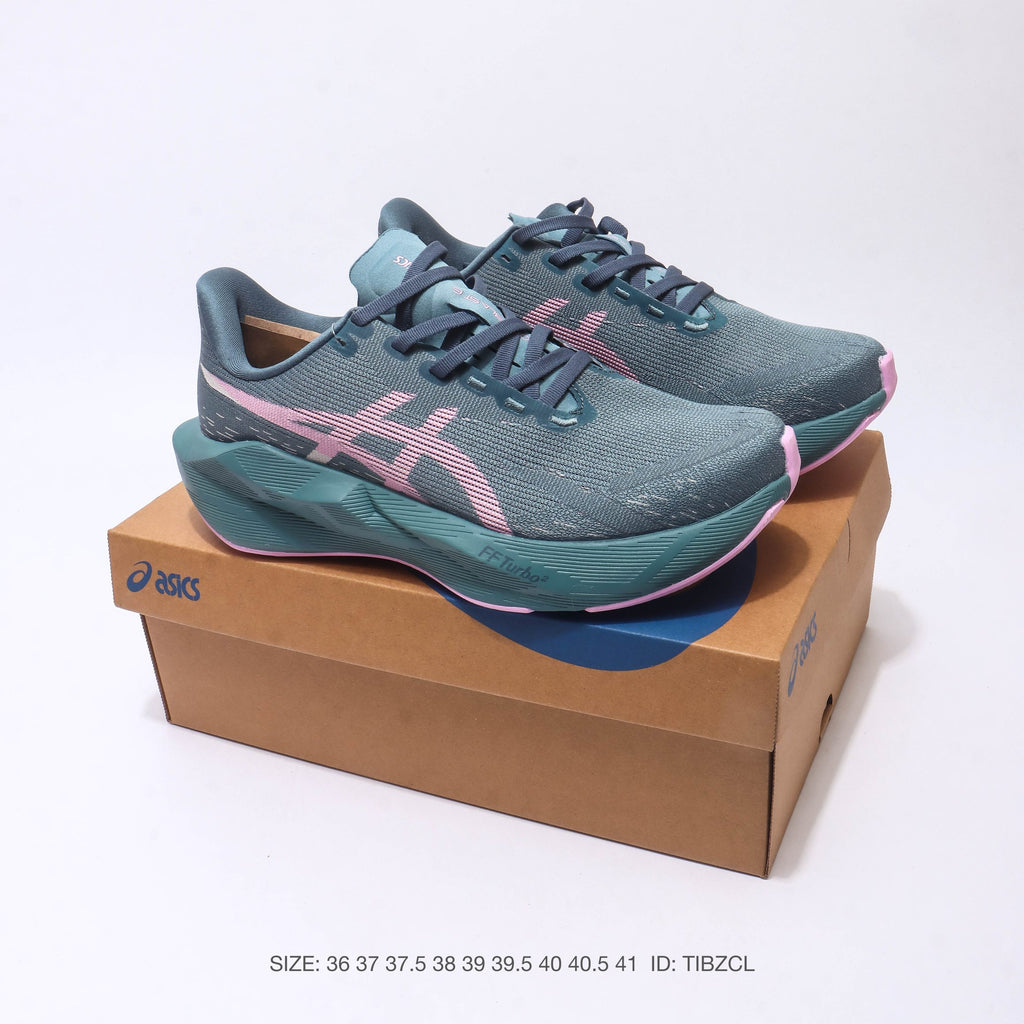 ASICS Novablast 5