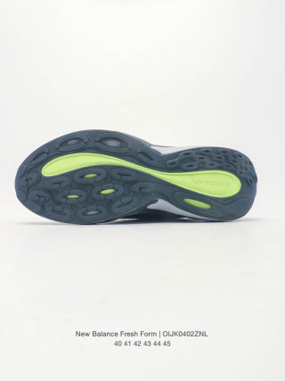 New Balance Sneaker M1000