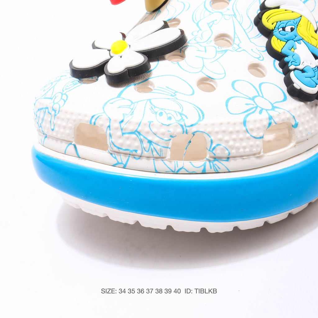 Crocs Classic Clog Winnie the Pooh Edition