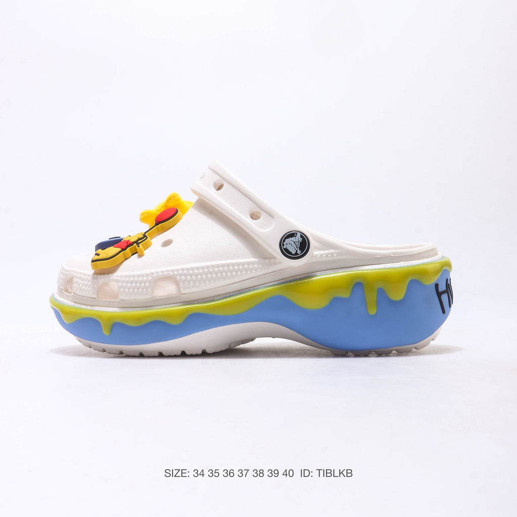 Crocs Classic Clog Winnie the Pooh Edition
